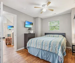 Photo 3 - Private Dock, Paddle Boards, Views & Hot Spots!