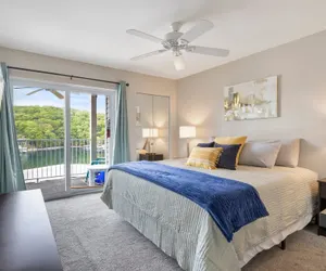 Photo 5 - Great Views and Pool Next to Docknockers!