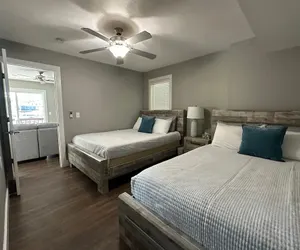 Photo 4 - Our Cove Retreat - Perfect for Wave-free Swimming, Tanning & Prime Location Fun!