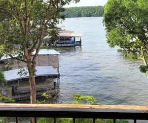 Photo 2 - Dream Condo With Perfect Location for All The Fun!