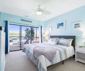 Photo 5 - Amazing Main Channel Views With Screened Balcony