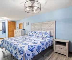 Photo 3 - Amazing Dock Fishing With Swim Area & Gentle Lot