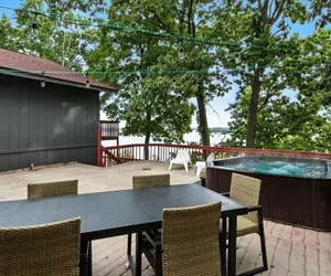 Photo 2 - Hot Tub, Main Channel Views, Great Outdoor Spaces, Blackstone