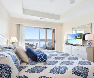 Photo 4 - Upscale Condo, Amazing Views, Pools and Pickleball