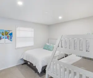 Photo 5 - Firepit, Spacious Decks, Kayak, Breathtaking Views