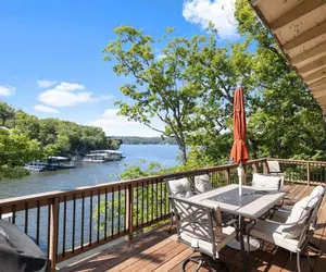 Photo 2 - Lakefront Home w/ Modern Upgrades, Private Dock & Boat Slip