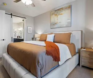 Photo 4 - Upscale Lakeside Condo With Extraordinary Amenities at Topsider in Osage Beach 19mm