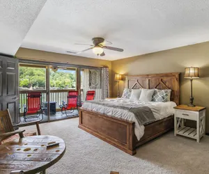 Photo 4 - Stunning Views, Inviting Pools, and Endless Fun!