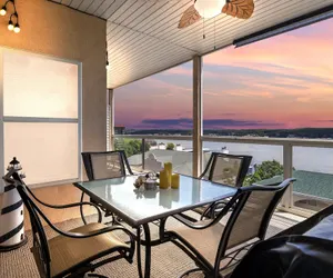 Photo 2 - Prime Spot, Breathtaking Views, Nearby Attractions