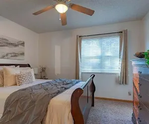 Photo 4 - Lakeview Condo, Boat & PWC Slips, Pool, Tennis, Family Friendly