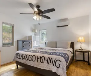 Photo 5 - Lakefront Home in a Quiet Cove, Private Dock, Outdoor Dining & Fishing