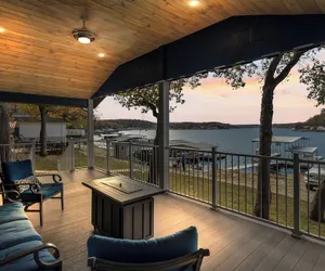 Photo 2 - Sunset & Lake Views, Kayak, Outdoor Dining & Seats