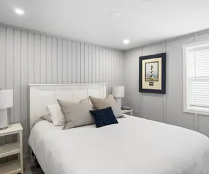 Photo 5 - Sunset & Lake Views, Kayak, Outdoor Dining & Seats