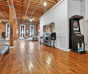 Photo 2 - Huge 'man Cave' 2 Mins From Downtown Detroit 1 Bedroom Apts