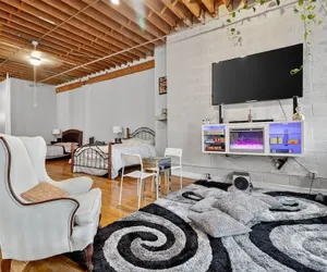 Photo 3 - Huge 'man Cave' 2 Mins From Downtown Detroit 1 Bedroom Apts