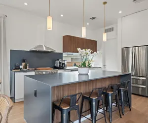 Photo 5 - Newly Renovated Low-allergen Home w Pool & Hot Tub