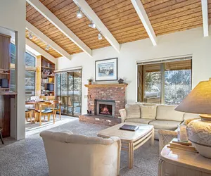 Photo 2 - Sv120 - Walk to Lifts & Town - Hot Tub & Pool