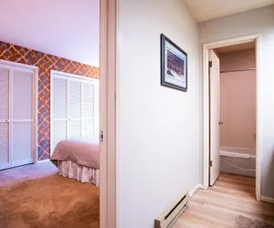 Photo 5 - Sawtooth Ski Condo - Hot Tub + Walk to Ski Slopes!