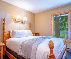 Photo 3 - Sv113 - Walk to Lifts & Town - Hot Tub & Pool