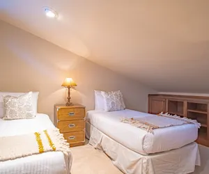 Photo 2 - Ski-in/ski-out to Baldy + Outdoor Pool