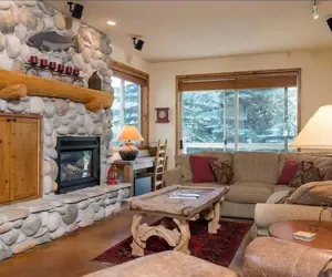 Photo 2 - The Fields - 110 is a Cozy Mountain Condo With Access to Everything - Community Hot Tub