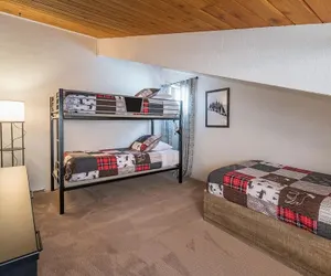 Photo 3 - 3BD Downtown Ketchum Condo - Near Town & Ski Lifts