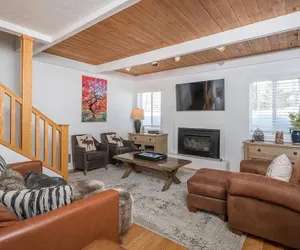 Photo 2 - 3BD Downtown Ketchum Condo - Near Town & Ski Lifts