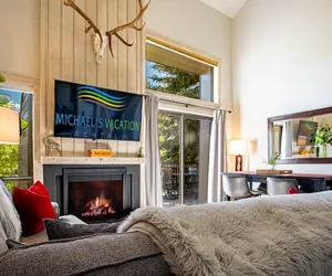 Photo 2 - Bonne Vie 2233 in the Heart of Elkhorn With Resort Amenities