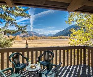 Photo 2 - Sv132 - Walk to Lifts & Town - Hot Tub & Pool