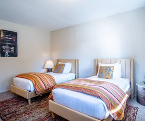 Photo 4 - Bigwood Bliss - 3BD Riverfront Home