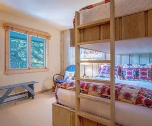 Photo 4 - Andora Alpine Retreat - 2BD in Downtown Ketchum