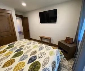 Photo 4 - DT Ketchum - Chill, Two-story Getaway w/ a Gourmet Kitchen - Walk Downtown & to River Run Lifts