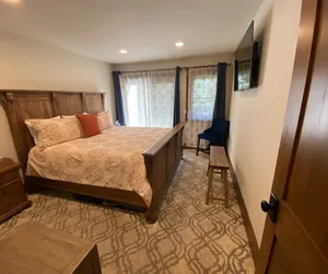 Photo 3 - DT Ketchum - Chill, Two-story Getaway w/ a Gourmet Kitchen - Walk Downtown & to River Run Lifts