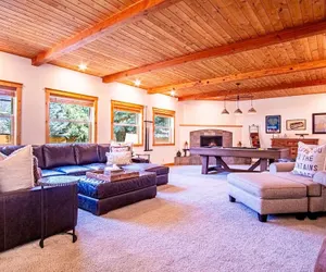 Photo 2 - Cranbrook Cottage - Family Home + Hot Tub + Pool Table