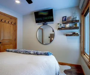 Photo 3 - Sv131 - Walk to Lifts & Town - Hot Tub & Pool