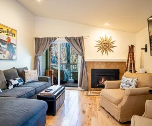 Photo 2 - 2BD Ranch Condo - Walk to Free Elkhorn Resort Amenities