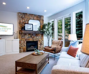 Photo 2 - Snow Star Serenade - Hot Tub + Gym + Walk to Downtown & ski Lifts!