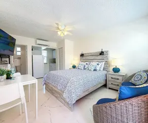 Photo 2 - Exclusive Studio Steps to the Beach With Pool