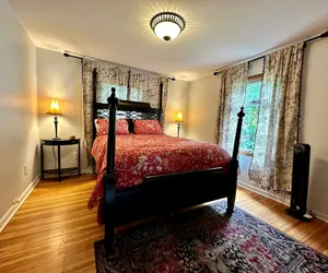 Photo 2 - Seattle's Starlight Bungalow