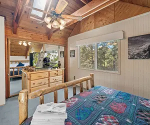 Photo 5 - Cougar Mt Getaway