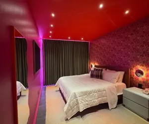 Photo 2 - Hotel Hilo 204