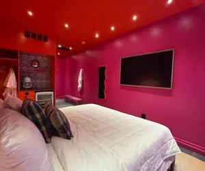 Photo 3 - Hotel Hilo 204