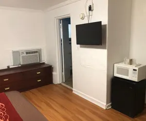 Photo 5 - Collier's Motel