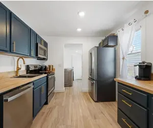 Photo 4 - Coastal Comfort 2BR Getaway St Pete