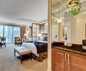 Photo 4 - MGM Signature - Strip view suite