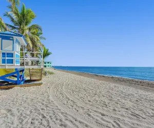 Photo 4 - Desoto 2 Bedrooms First Floor