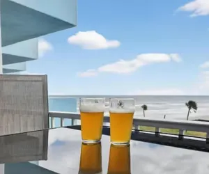 Photo 2 - Fountain Beach Resort