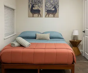 Photo 2 - Santuaria Hollywood