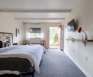 Photo 4 - The Billy Motel