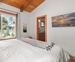 Photo 2 - Sleepy Bear